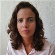 Professora de Língua Portuguesa e Redação para crianças, jovens e adultos